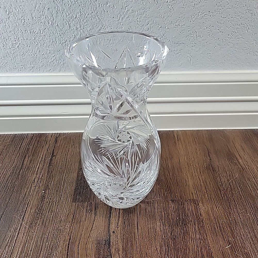 VTG Czech Bohemia 24% Lead Crystal Vase Pinwheel Starburst Hand Cut 8.75” Tall
